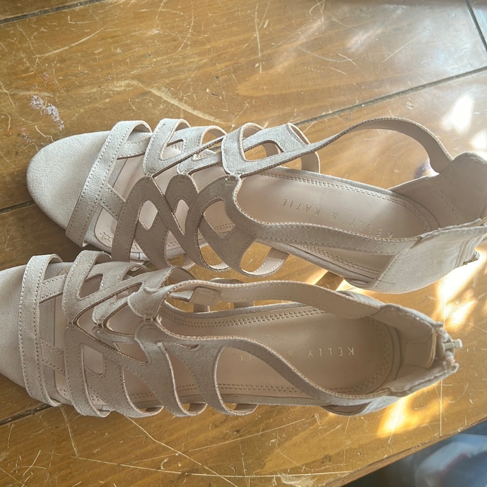 Womens heels